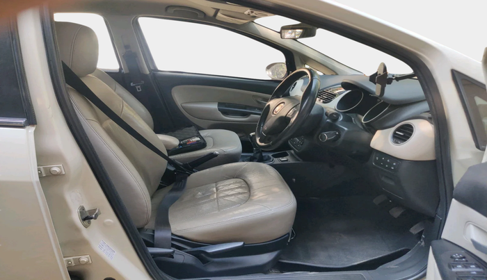 2014 Fiat Linea EMOTION 1.3, Diesel, Manual, 81,309 km, interior