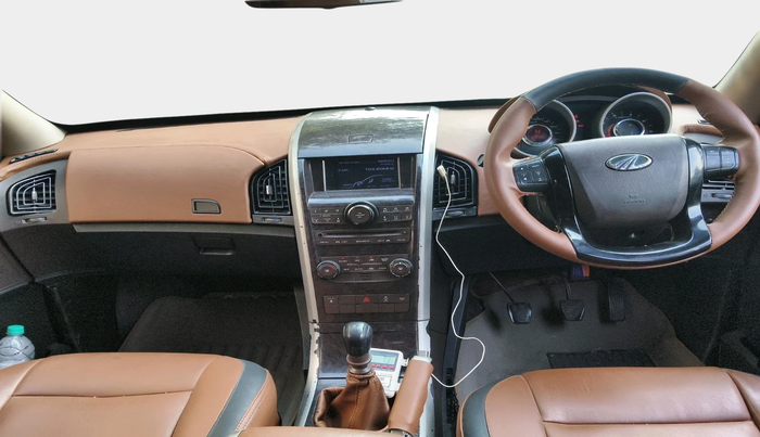 2012 Mahindra XUV500 W6, Diesel, Manual, 1,29,794 km, interior