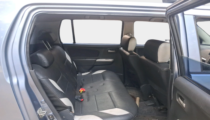 2011 Maruti Wagon R 1.0 VXI, Petrol, Manual, 60,569 km, interior