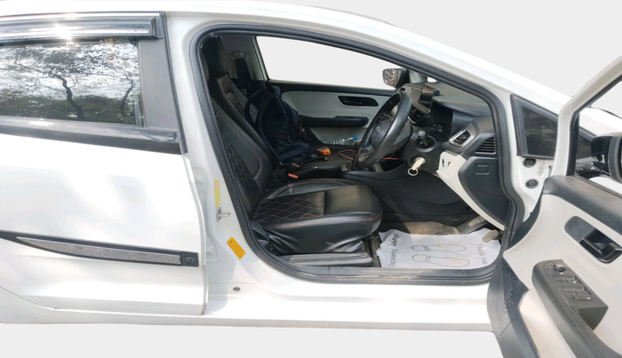 2023 Tata ALTROZ XM PLUS SUNROOF CNG, Petrol, Manual, 22,601 km, interior