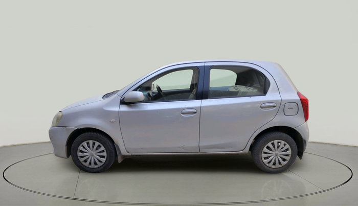 2011 Toyota Etios Liva G, Petrol, Manual, 84,230 km, exterior