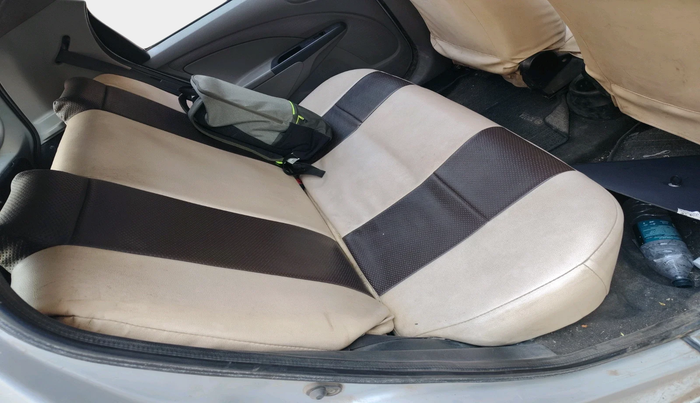 2011 Toyota Etios Liva G, Petrol, Manual, 84,230 km, interior