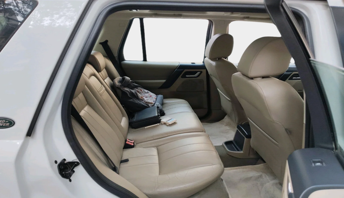 2013 Landrover Freelander 2 TD4 SE, Diesel, Automatic, 1,22,307 km, interior