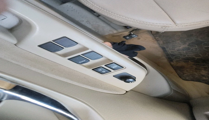 2013 Maruti Swift Dzire VXI, Petrol, Manual, 62,613 km, interior