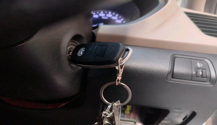 2016 Hyundai Elite i20 SPORTZ 1.2, Petrol, Manual, 1,21,782 km, interior