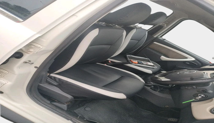 2014 Renault Duster 85 PS RXL DIESEL (OPT), Diesel, Manual, 1,43,174 km, interior