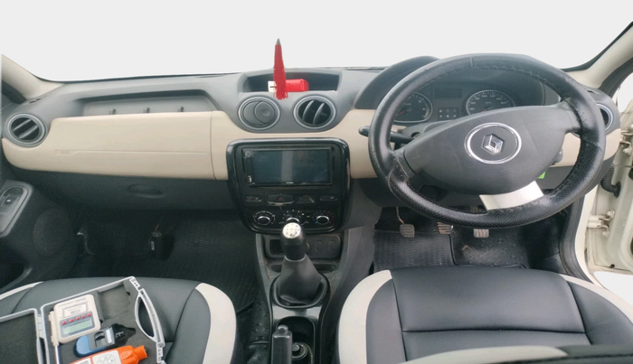 2014 Renault Duster 85 PS RXL DIESEL (OPT), Diesel, Manual, 1,43,174 km, interior