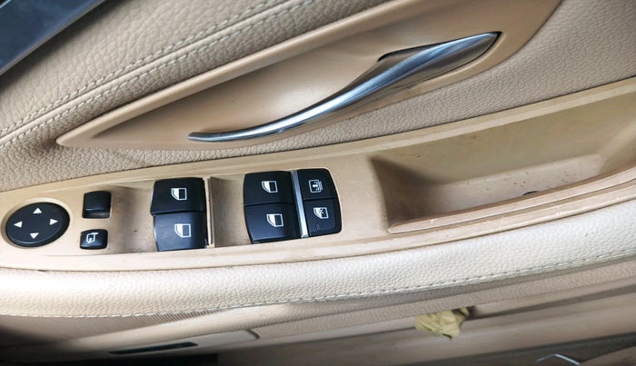 2011 BMW 5 Series 525D 3.0, Diesel, Automatic, 1,76,851 km, interior