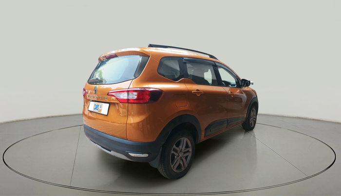 2022 Renault TRIBER RXZ, Petrol, Manual, 29,516 km, exterior