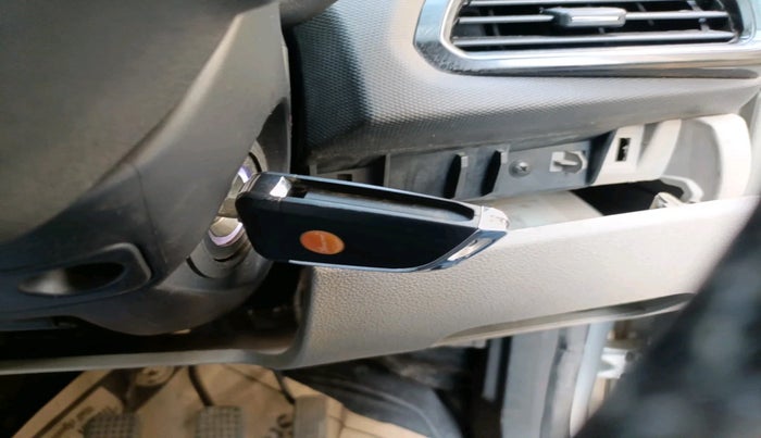 2016 Tata Tiago XZ DIESEL, Diesel, Manual, 1,21,250 km, interior