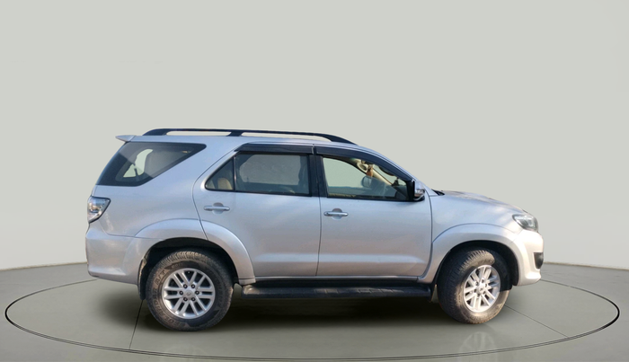 2013 Toyota Fortuner 3.0 4X4 MT, Diesel, Manual, 1,65,581 km, exterior