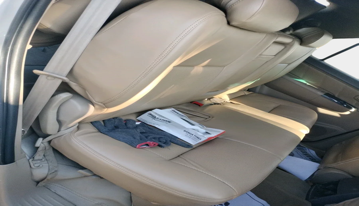 2013 Toyota Fortuner 3.0 4X4 MT, Diesel, Manual, 1,65,581 km, interior