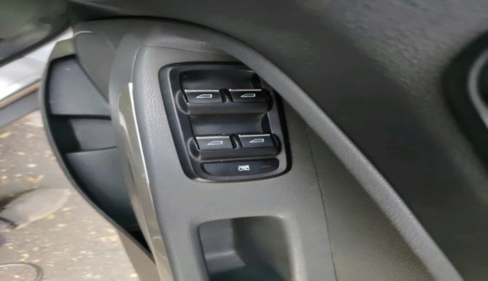 2016 Ford Ecosport TITANIUM 1.5L DIESEL, Diesel, Manual, 1,26,684 km, interior