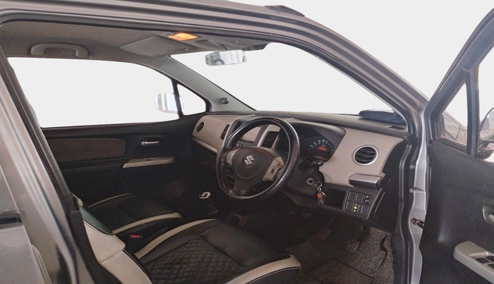 2016 Maruti Wagon R 1.0 LXI CNG, Petrol, Manual, 1,06,692 km, interior