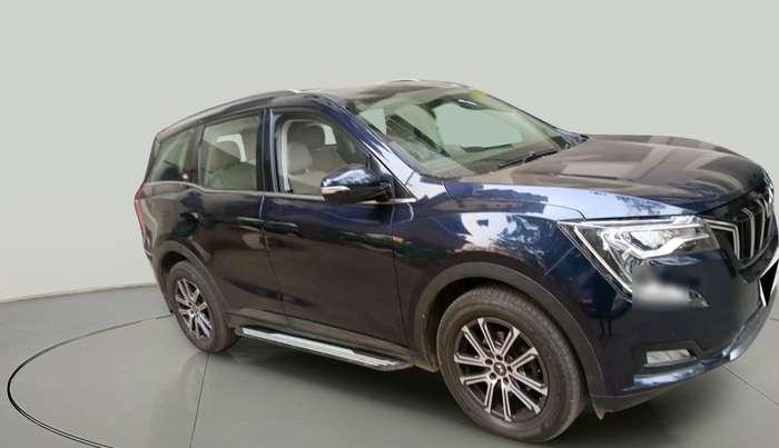 2021 Mahindra XUV700 AX 7 LUXURY D AT 7 STR, Diesel, Automatic, 80,192 km, exterior