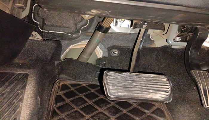 2021 Mahindra XUV700 AX 7 LUXURY D AT 7 STR, Diesel, Automatic, 80,192 km, interior