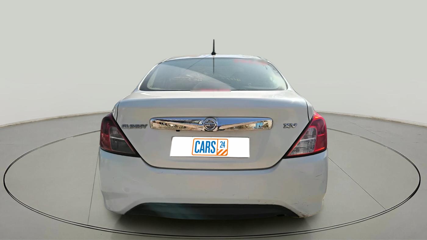 2015 Nissan Sunny XV DIESEL, Diesel, Manual, 2,50,353 km, exterior