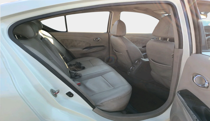 2015 Nissan Sunny XV DIESEL, Diesel, Manual, 2,50,353 km, interior