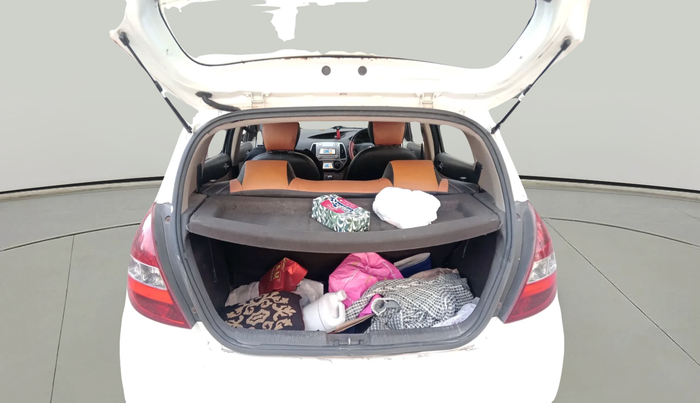 2011 Hyundai i20 MAGNA (O) 1.4 CRDI, Diesel, Manual, 79,972 km, exterior