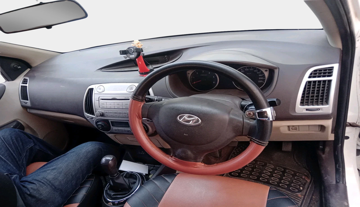 2011 Hyundai i20 MAGNA (O) 1.4 CRDI, Diesel, Manual, 79,972 km, interior