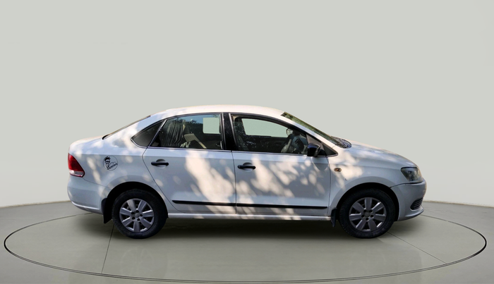 2012 Volkswagen Vento TRENDLINE 1.6, Petrol, Manual, 87,345 km, exterior