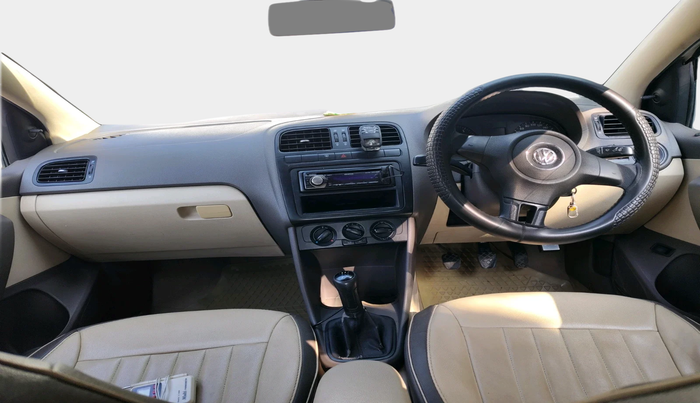 2012 Volkswagen Vento TRENDLINE 1.6, Petrol, Manual, 87,345 km, interior