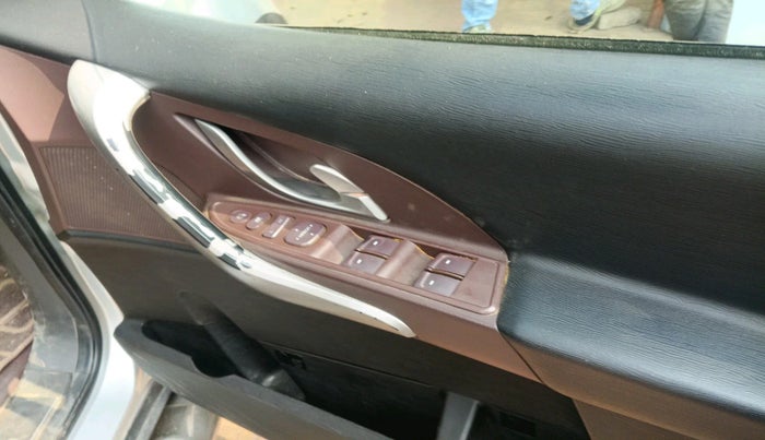 2012 Mahindra XUV500 W8, Diesel, Manual, 78,635 km, interior