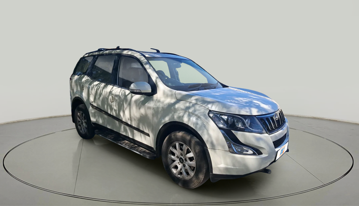 2017 Mahindra XUV500 W10, Diesel, Manual, 1,47,850 km, exterior