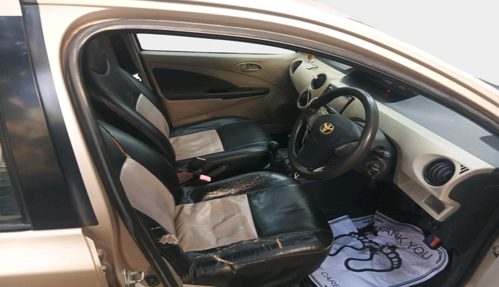 2013 Toyota Etios GD, Diesel, Manual, 1,26,702 km, interior