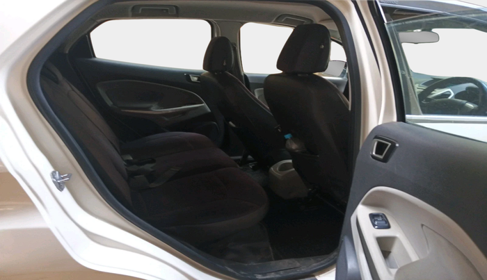 2016 Ford Ecosport TITANIUM 1.5L DIESEL, Diesel, Manual, 1,81,035 km, interior