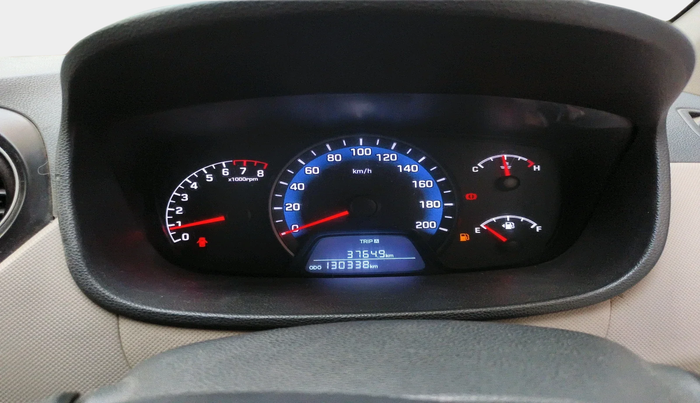 2014 Hyundai Xcent S (O) 1.2, Petrol, Manual, 1,30,338 km, interior