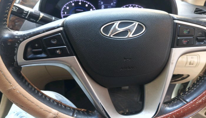 2011 Hyundai Verna FLUIDIC 1.6 VTVT SX OPT, Petrol, Manual, 69,961 km, interior