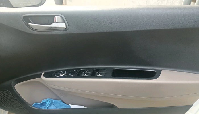 2015 Hyundai Grand i10 SPORTZ 1.2 KAPPA VTVT, Petrol, Manual, 91,031 km, interior