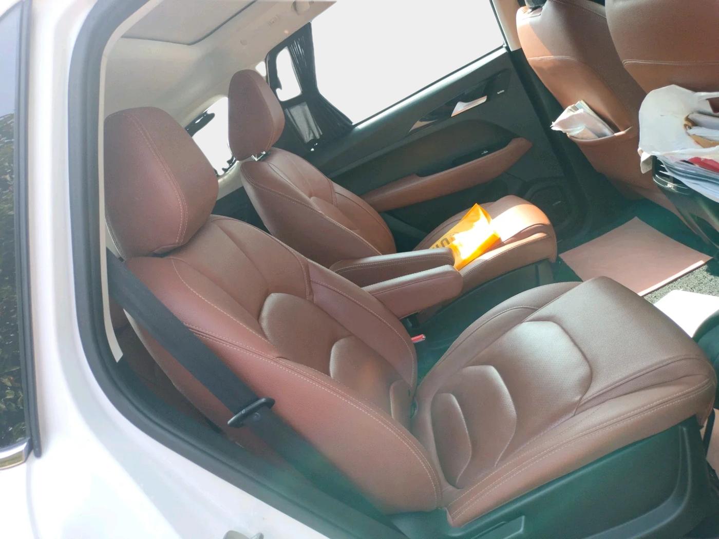 2022 MG HECTOR PLUS SHARP 2.0 DIESEL TURBO MT 6-STR, Diesel, Manual, 89,580 km, interior