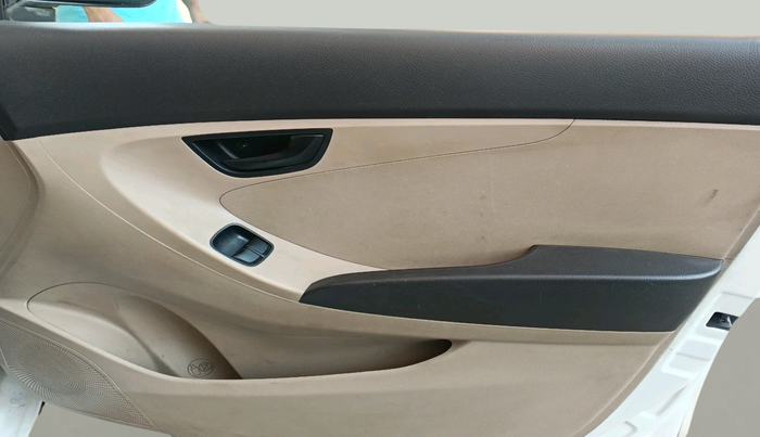 2013 Hyundai Eon MAGNA +, Petrol, Manual, 1,20,041 km, interior