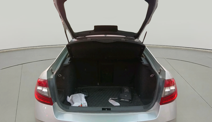 2019 Skoda Octavia 2.0 TDI L&K AT, Diesel, Automatic, 94,760 km, exterior