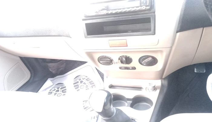 2013 Tata Indica Vista LS QUADRAJET, Diesel, Manual, 1,16,589 km, interior