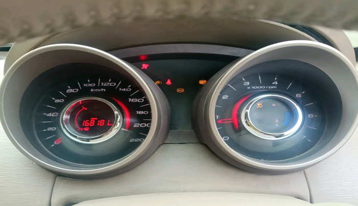 2012 Mahindra XUV500 W8, Diesel, Manual, 2,14,193 km, interior