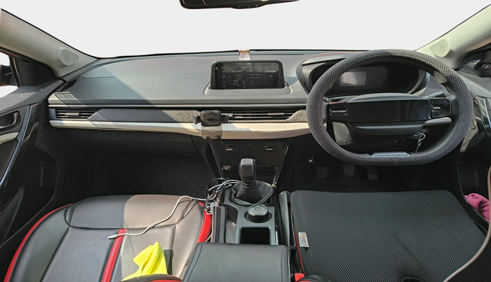 2024 Tata NEXON PURE 1.5 DIESEL, Diesel, Manual, 55,371 km, interior