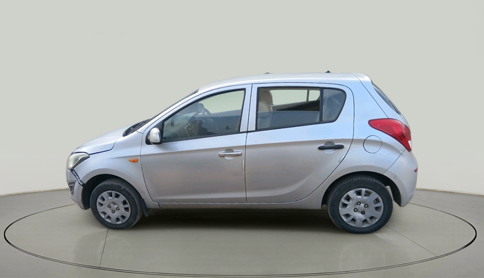 2013 Hyundai i20 MAGNA 1.2, Petrol, Manual, 1,44,670 km, exterior