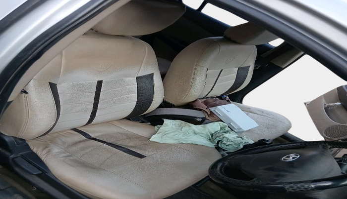 2013 Hyundai i20 MAGNA 1.2, Petrol, Manual, 1,44,670 km, interior