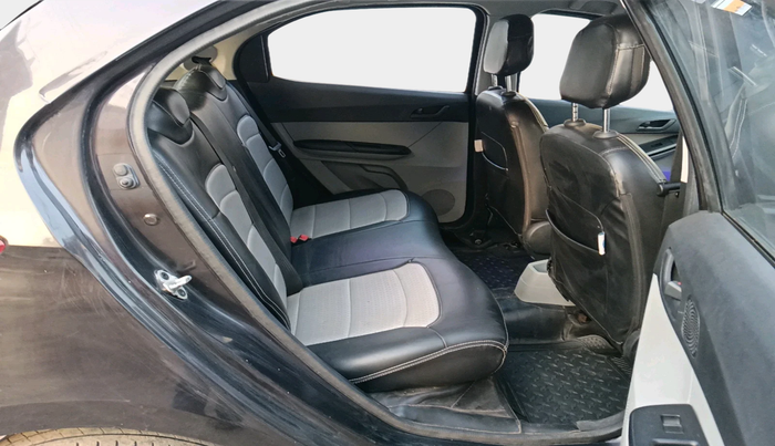 2022 Tata Tiago XT CNG, Petrol, Manual, 55,995 km, interior