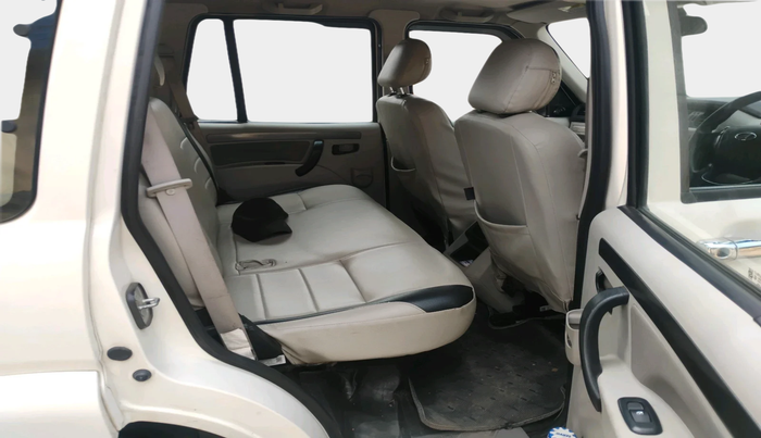 2022 Mahindra Scorpio S5, Diesel, Manual, 65,527 km, interior