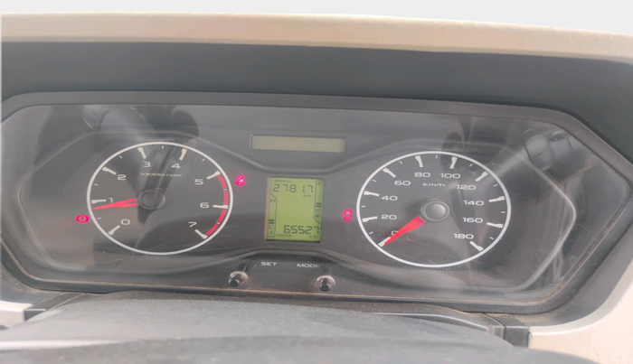 2022 Mahindra Scorpio S5, Diesel, Manual, 65,527 km, interior