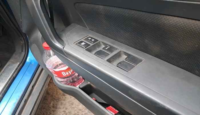 2017 Maruti Vitara Brezza VDI (O), Diesel, Manual, 1,21,061 km, interior