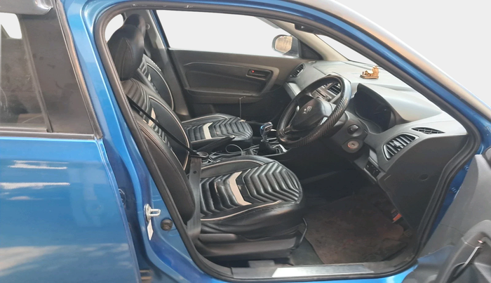 2017 Maruti Vitara Brezza VDI (O), Diesel, Manual, 1,21,061 km, interior