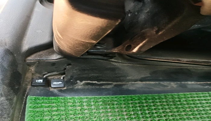 2013 Maruti Wagon R 1.0 LXI CNG, Petrol, Manual, 1,27,427 km, interior