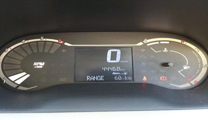 2022 Nissan MAGNITE XE, Petrol, Manual, 44,468 km, interior