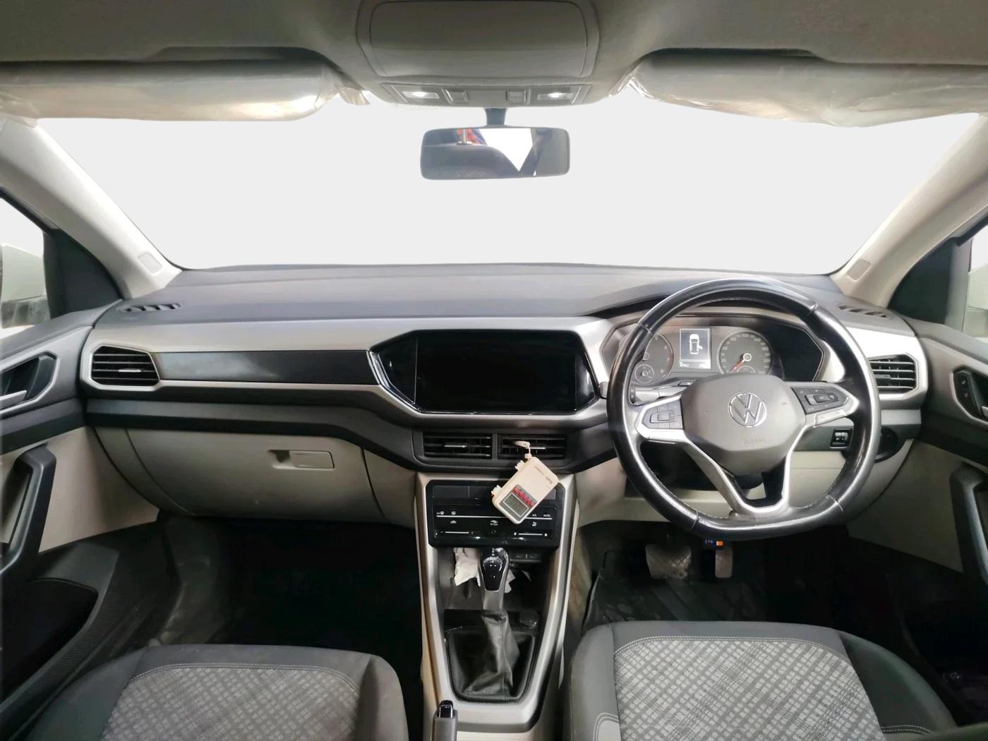 2022 Volkswagen TAIGUN HIGHLINE 1.0 TSI AT, Petrol, Automatic, 40,562 km, interior