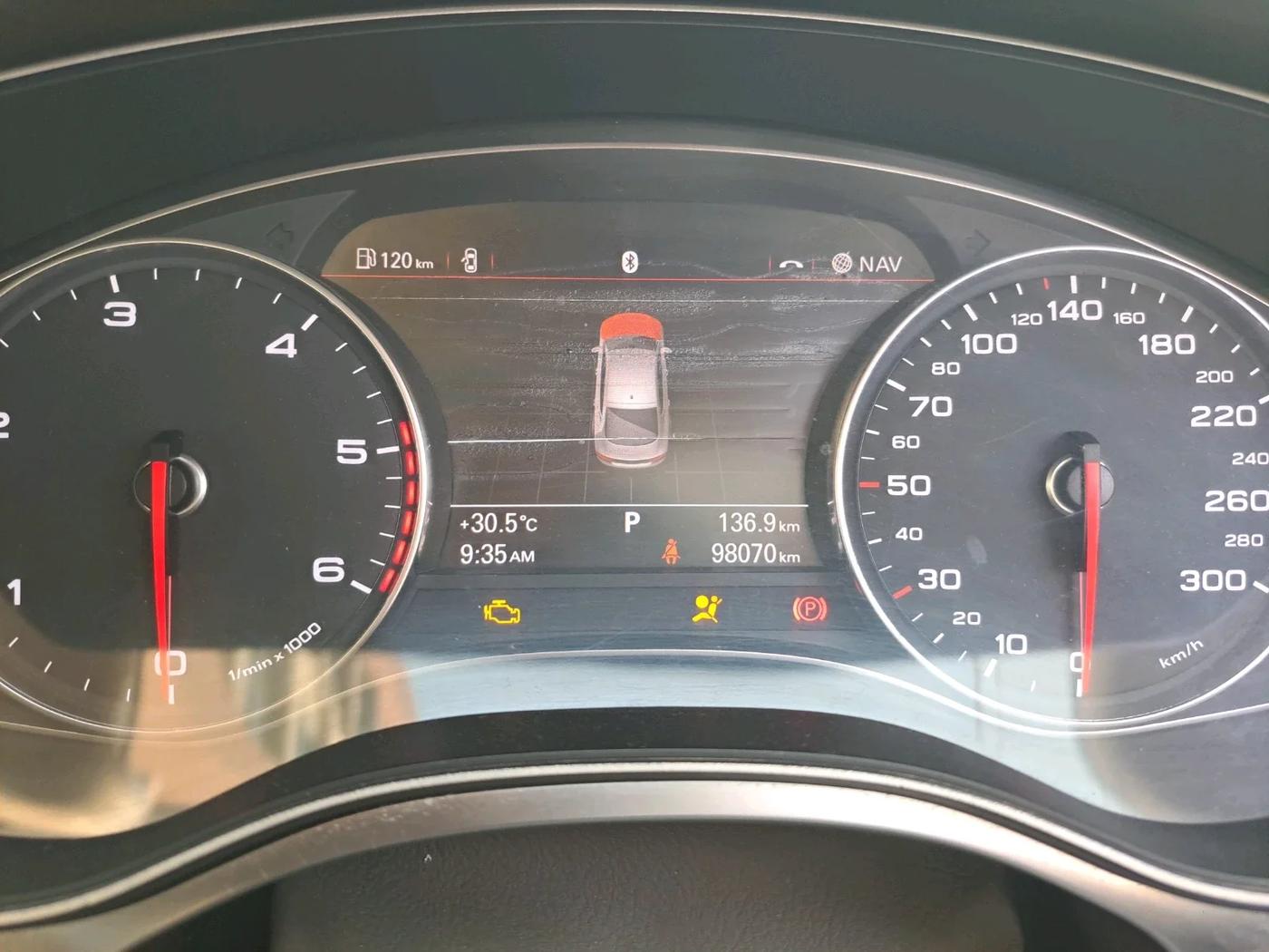 2011 Audi A8L 3.0 TDI quattro, Diesel, Automatic, 98,070 km, interior